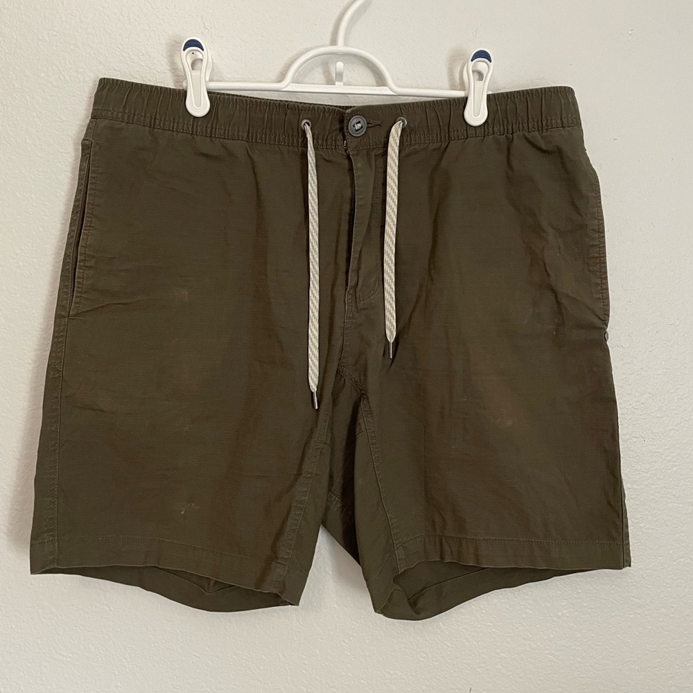 Vuori Ripstop shorts - Army green - Size L